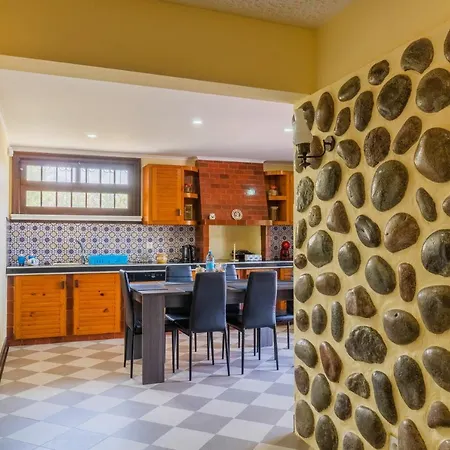 Pinheiro Sun&Beach House Ponta Delgada  Exterior photo